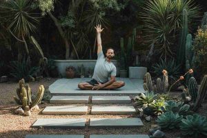 Andrea Sempio: tra yoga, Fabrizio Corona e un rischio di lavoro, la sua trasformazione in Gandhi moderno