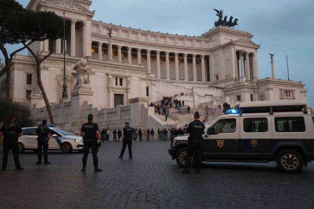 Arresti a Roma: l'imprenditore Mirko Pellegrini coinvolto in un caso di corruzione e appalti