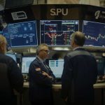 Euro in leggera flessione: scambi a 1,1334 dollari