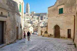 Mel Gibson torna a Matera: il mistero di 'La Passione 2' tra i Sassi
