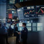 Milano in crescita grazie a A2A, Saipem e Nexi, ma Stm delude