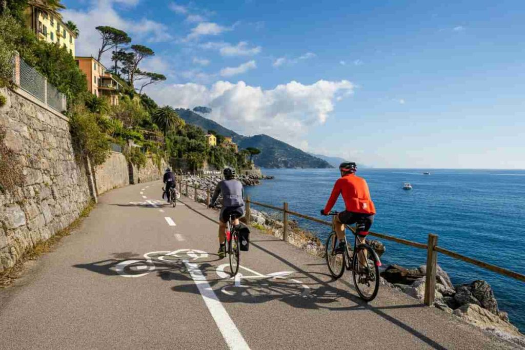 Scopri la Liguria in bicicletta: l'Oscar del cicloturismo premia la Cycling Riviera