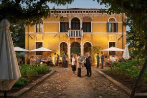 Sorsi d'autore: un viaggio tra arte, cultura e vino da non perdere