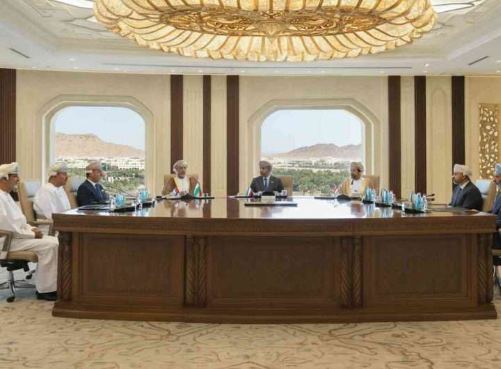 Colloqui nucleari Usa-Iran: l'Oman si prepara ad accogliere un incontro cruciale