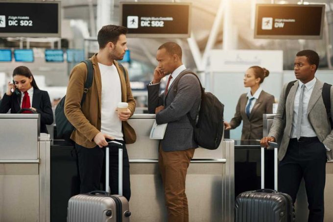 Cosa fare se chiudono lo spazio aereo: diritti e opzioni per i passeggeri