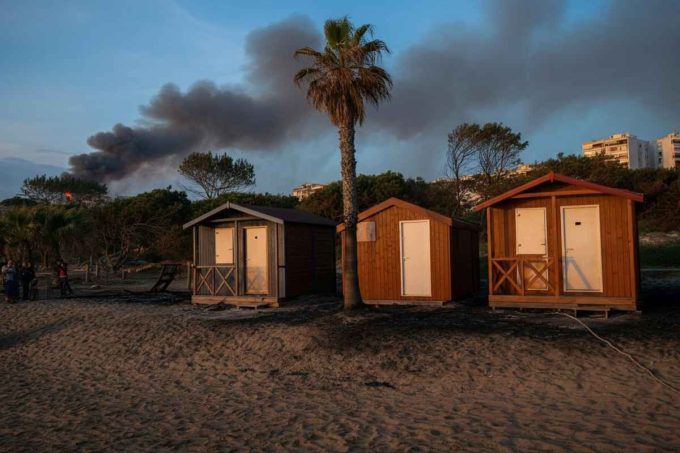 Faber Beach in fiamme: un simbolo di riscatto per Ostia minacciato dalla criminalità