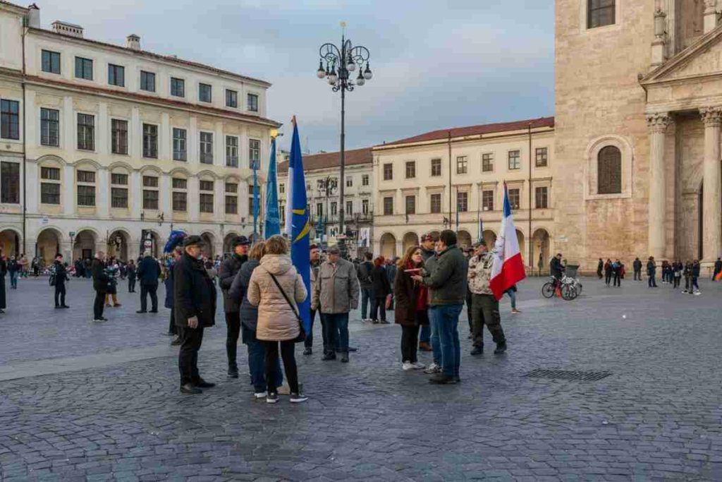 Meloni annuncia: 'Vado a votare ma non ritirerò la scheda'