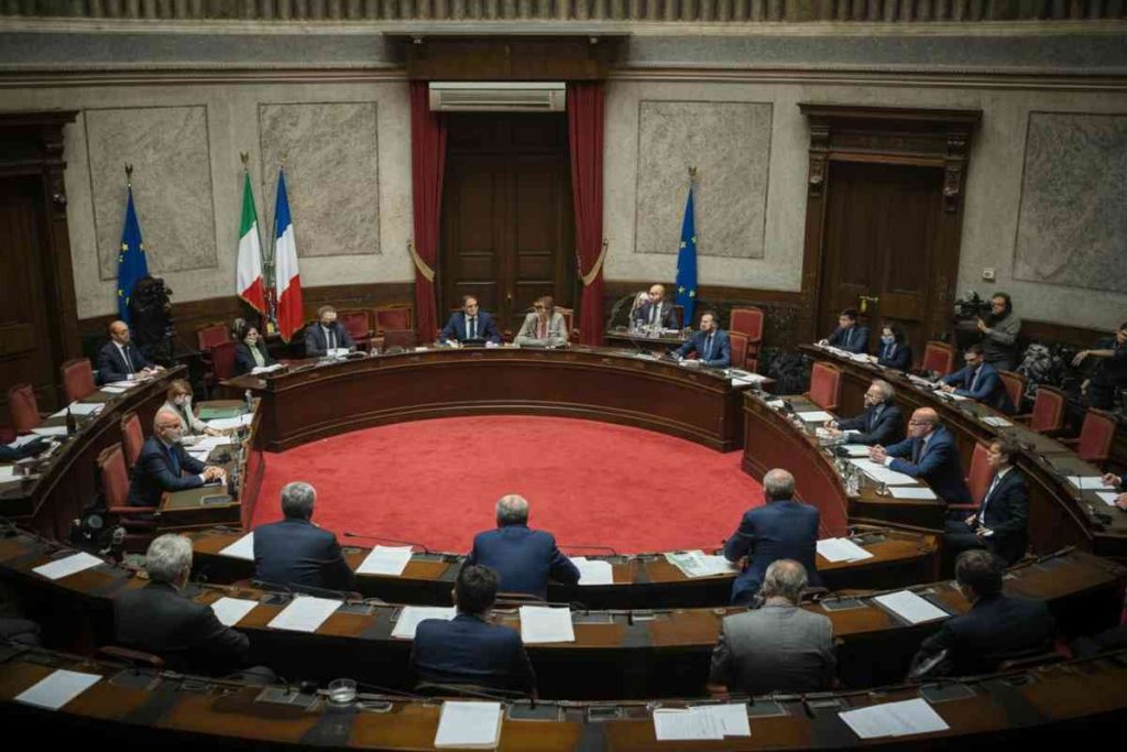 Meloni: l'eredità di Berlusconi continua nelle nostre battaglie