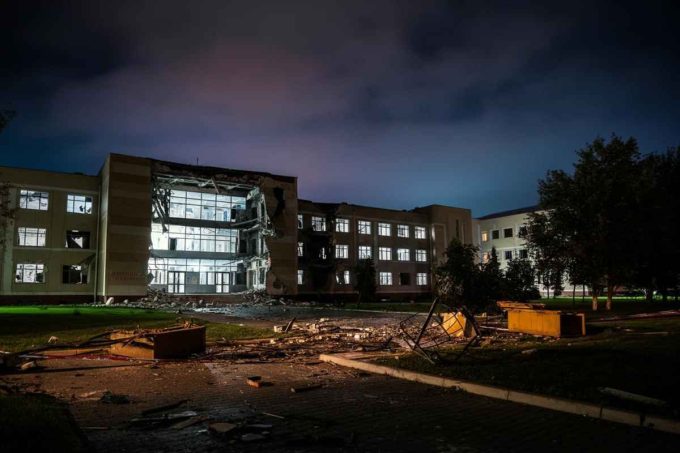 Raid di Israele colpisce anche l'università di Teheran: la situazione si complica