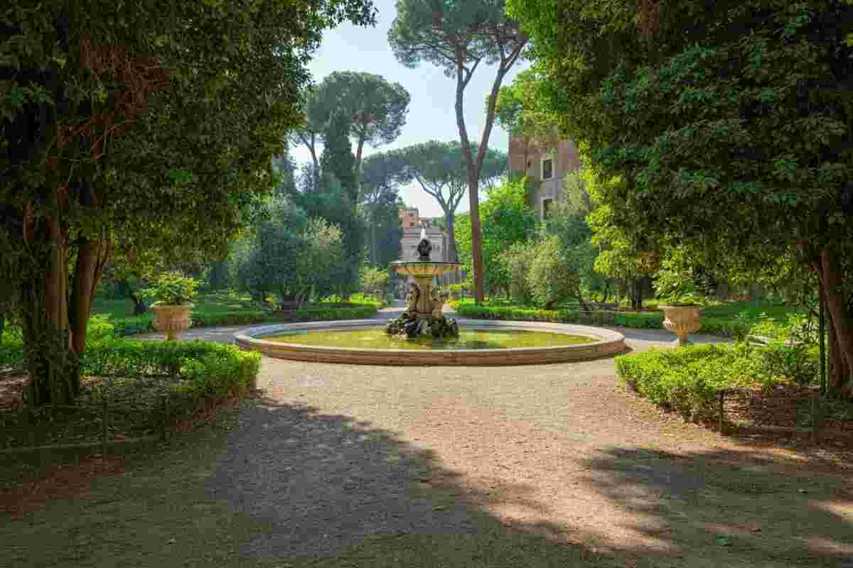 Scoperta choc a Villa Pamphili: trovato il corpo di una donna in un sacco
