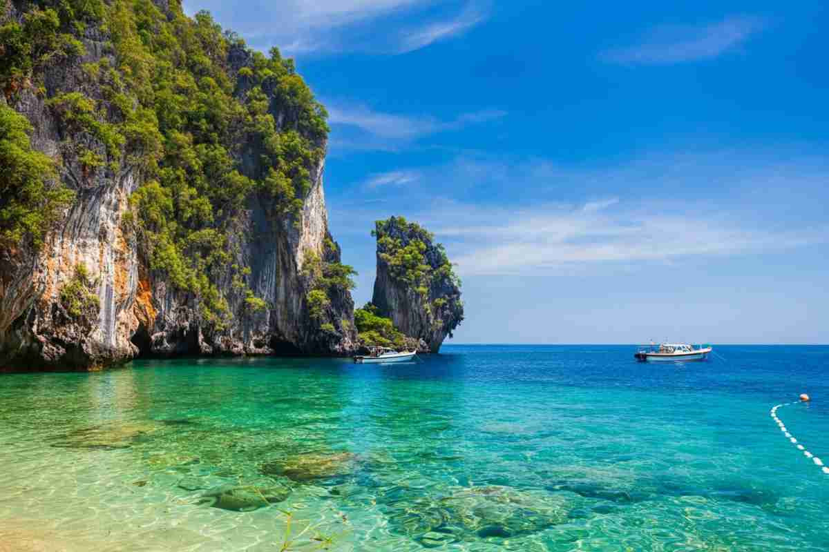 Scopri le mete estive meno affollate per sfuggire all'overtourism secondo Evaneos