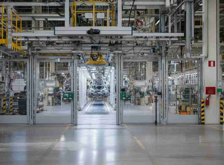 Stellantis ferma la produzione: cosa significa per il futuro del Cassino Plant