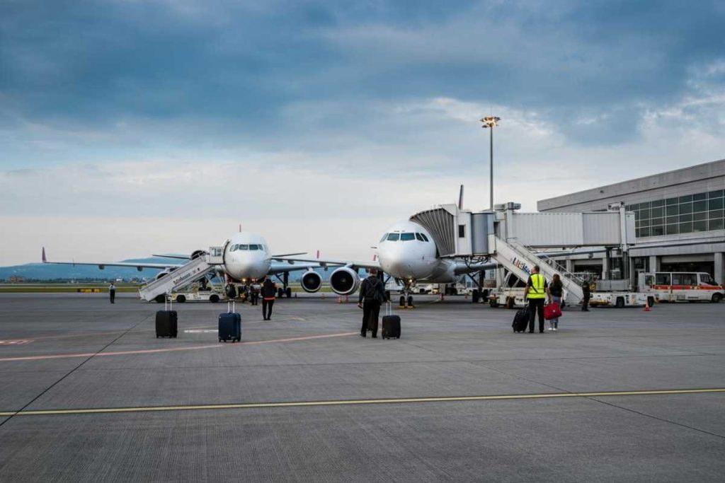 Traffico aereo nel nord ovest: la ripresa verso la normalità di Salvini