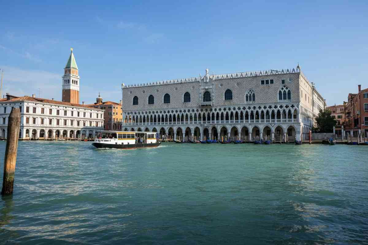 Venezia in tilt: il 70% dei vaporetti bloccati dallo sciopero