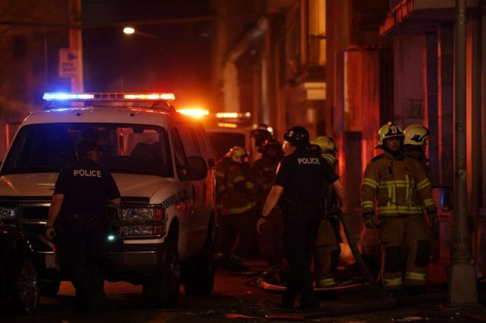 Eroi in azione: i poliziotti raccontano l'impresa tra le fiamme dopo l'esplosione a Roma