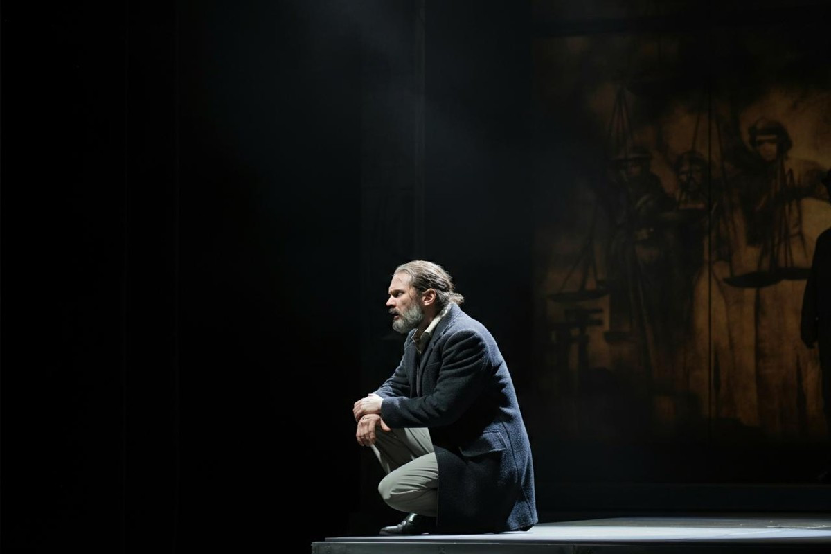 Fabrizio Gifuni racconta la sua nuova avventura umana con Tortora