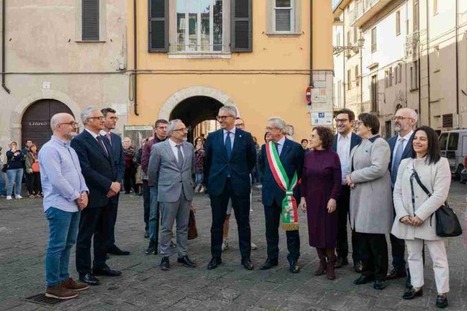 Fedriga, il governatore più amato d'Italia: Zaia e Cirio in seconda posizione