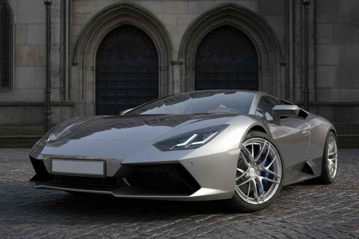 Ferrari in caduta libera: ricavi e consegne deludono le aspettative