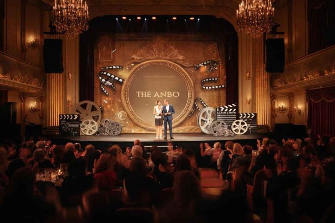 Ferzan Ozpetek premiato con l'Amidei per la sua straordinaria opera d'autore