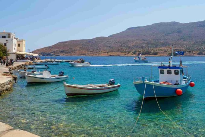 Grecia ferma gli esami delle domande d'asilo per i nuovi arrivi dal Nord Africa