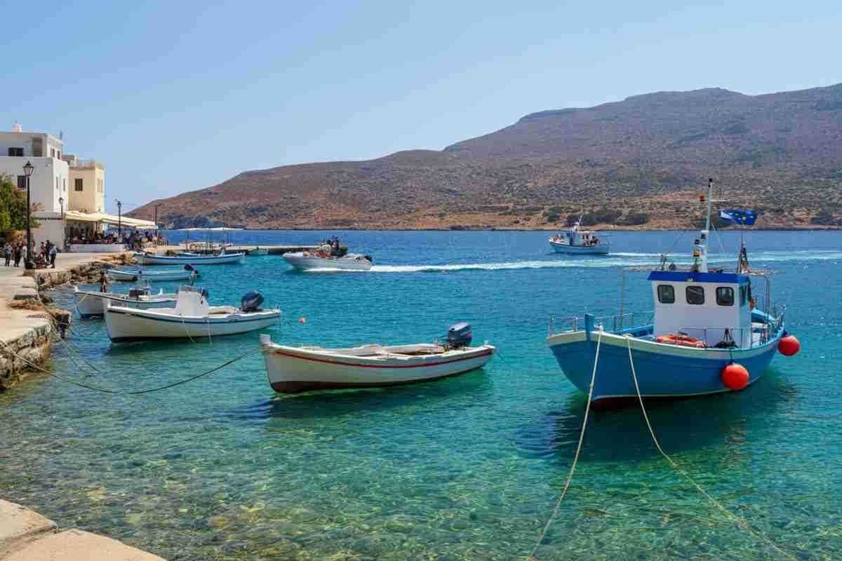 Grecia ferma gli esami delle domande d'asilo per i nuovi arrivi dal Nord Africa