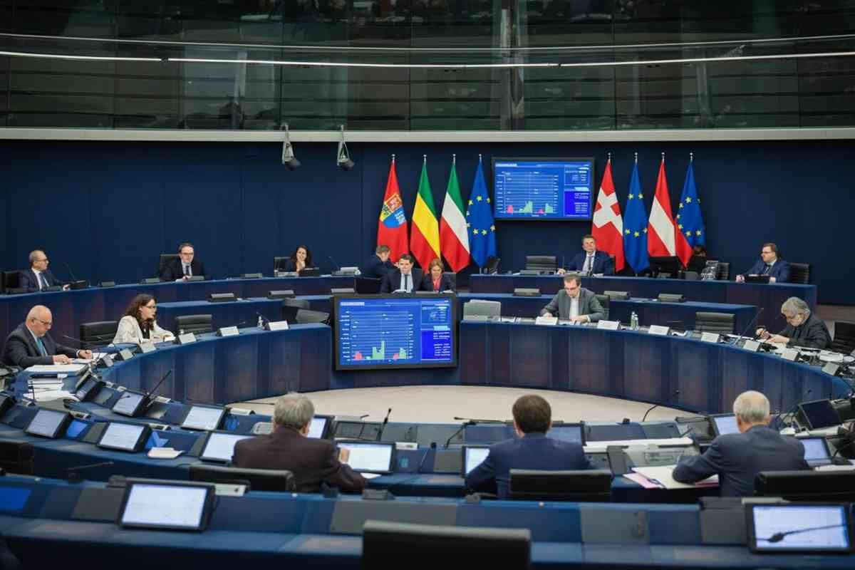 L'Ue approva un bilancio da duemila miliardi, ma la Germania alza la voce: 'Inaccettabile'