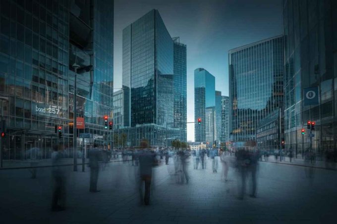 Lo spread Btp-Bund scende a 85,5 punti: cosa significa per l'economia italiana?