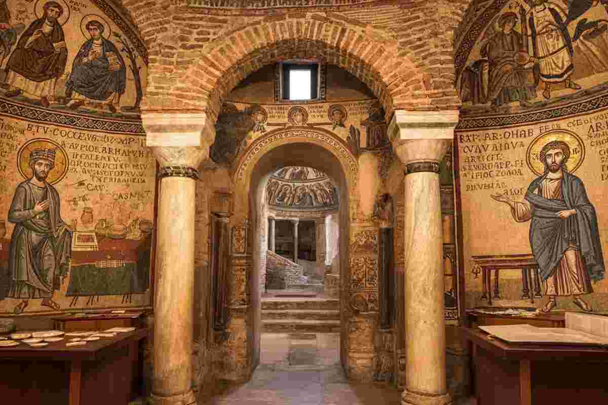 Mosaici antichi di Ravenna: un viaggio artistico in mostra a Londra