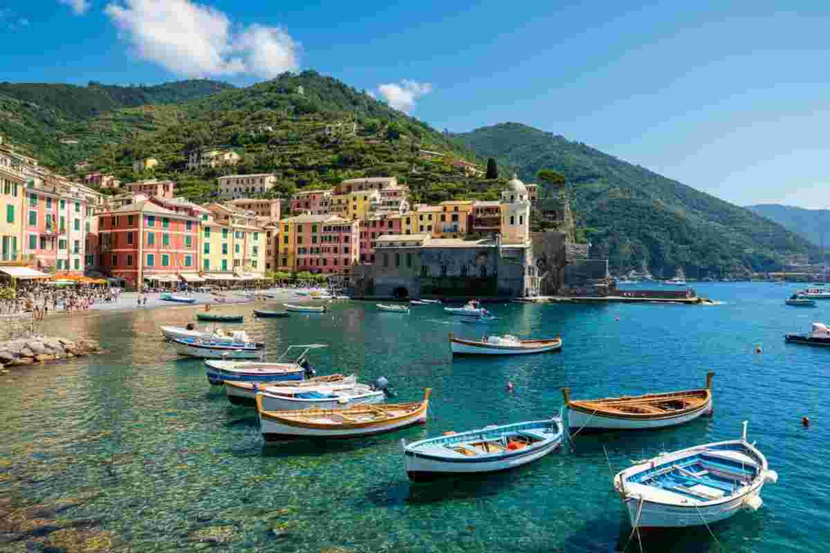 Portofino dice basta al bivacco: un'ordinanza per proteggere il turismo del borgo