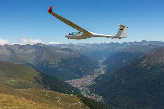 Tragedia in volo: pilota perde la vita in un incidente con l’aliante a Saint-Nicolas