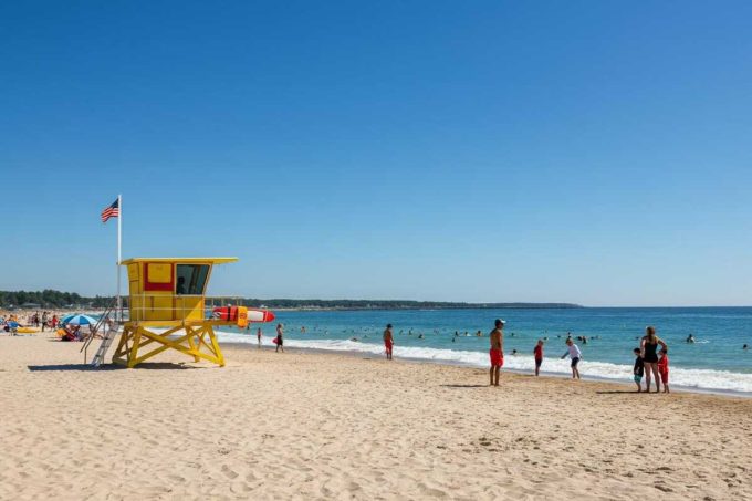 Balneari, Ballarin propone la gestione statale degli assistenti bagnanti per più occupazione e sicurezza