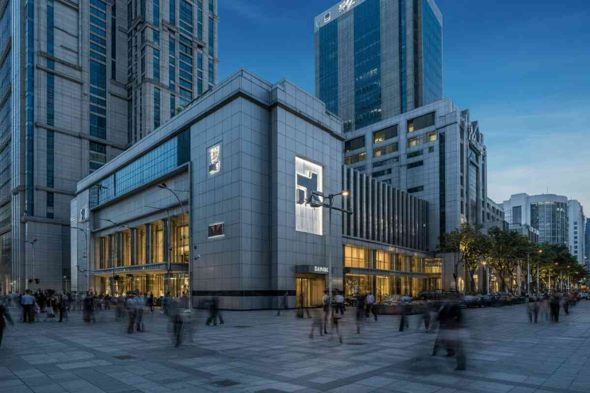 Banche in Borsa: Mps sorprende con un +3% dopo i risultati finanziari