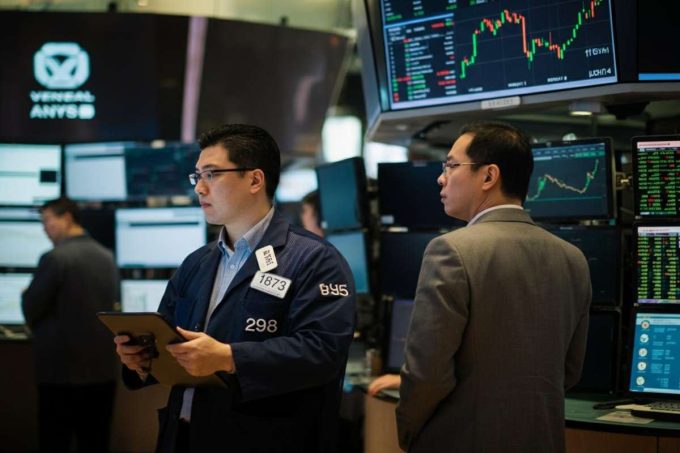 Borsa asiatica in attesa di chiarezza sui dazi, Sidney guadagna terreno