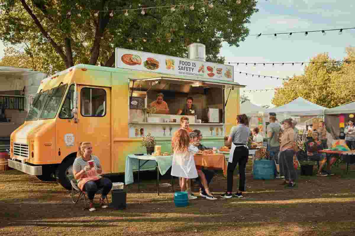 Botulino, l'inchiesta choc sui medici dopo le morti dei clienti: diagnosi errate e barattoli esposti al sole