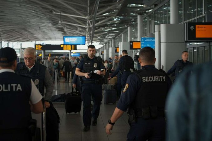 Fermato un volo a Malpensa: arrestato un francese ricercato per terrorismo