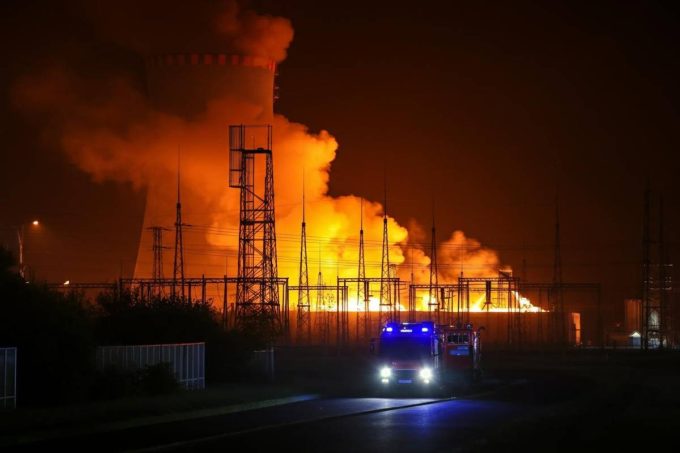 Incendio in un impianto nucleare russo dopo l'abbattimento di un drone ucraino