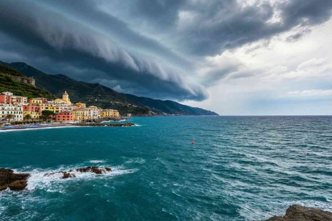 L'estate si chiude con l'uragano Erin? Ecco cosa dice il meteorologo