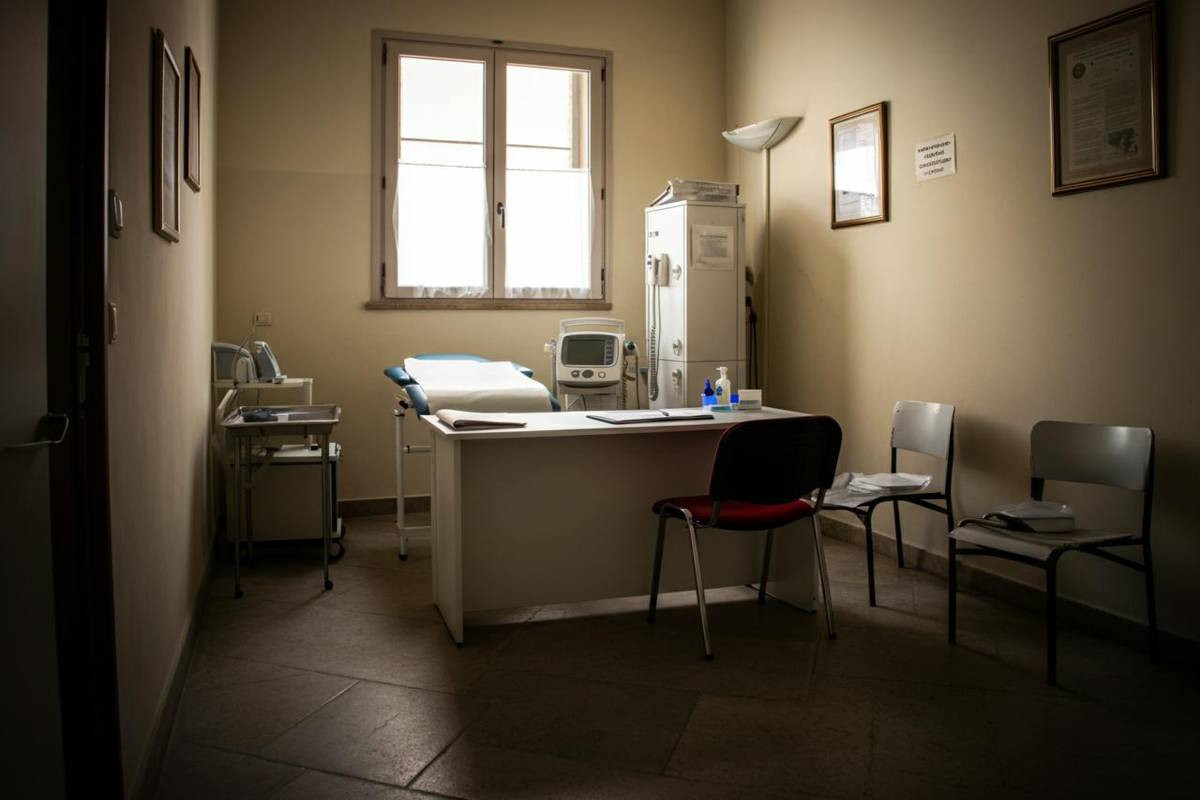 Medico aggredito nel suo studio: un caso inquietante nel Messinese con un tragico precedente