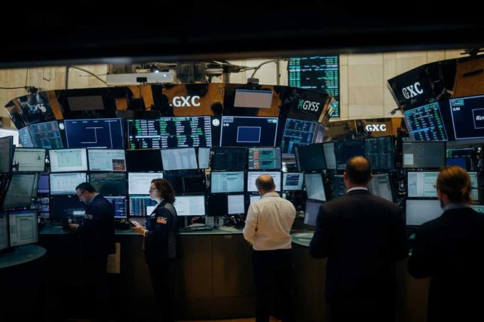 Mercati europei in rialzo mentre i future Usa segnano il passo: Milano guadagna l'1%