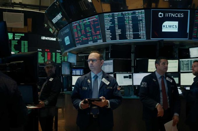 Milano in rosso: il Ftse Mib segna un calo dello 0,5%