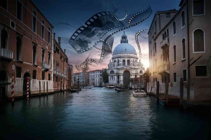 Venezia: il magico incontro tra acqua, cinema e sogno nello spot Rai