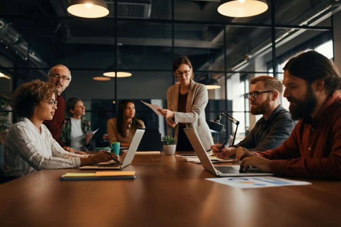 Assolavoro: il 2025 segna un record di assunzioni a tempo indeterminato tramite agenzie di lavoro