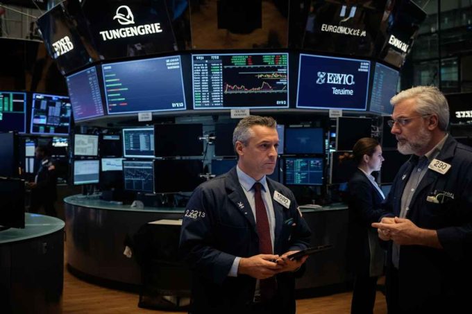 Crollo delle azioni low cost in Europa: Easyjet scivola del 3,6%