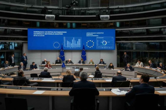 Draghi avverte: l'inazione dell'Ue mette a rischio la sovranità europea