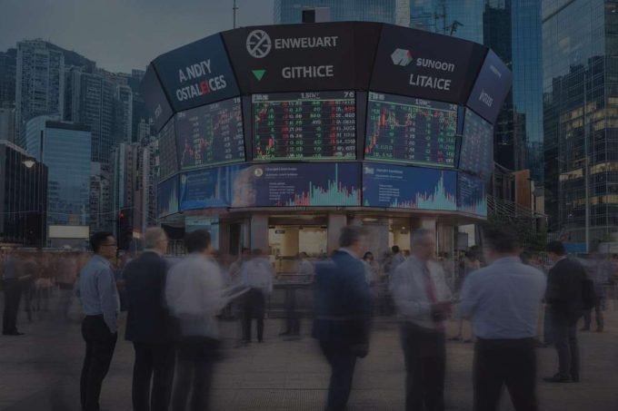 Hong Kong in rialzo: la borsa apre con un guadagno dell'0,92%