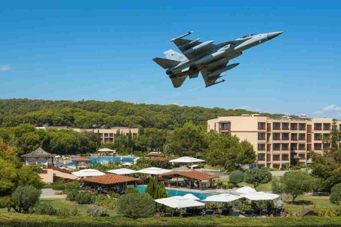 Invasioni aeree sopra il resort di Trump a Bedminster: cinque episodi da non sottovalutare