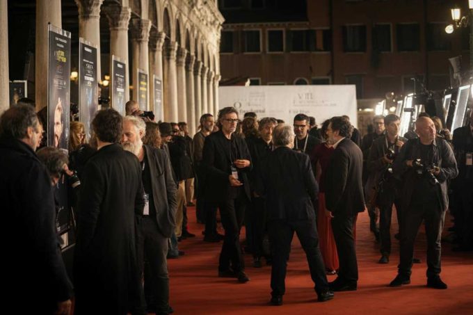 Kim Novak e Portobello: un incontro imperdibile alla Mostra di Venezia del 1 settembre