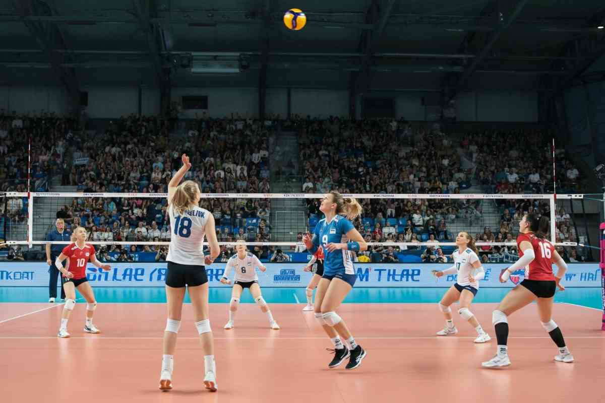 Le azzurre conquistano la finale con una vittoria emozionante contro il Brasile: 3-2!