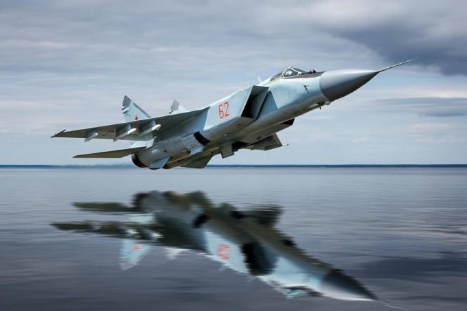 Mosca chiarisce: i jet russi non hanno violato lo spazio aereo estone