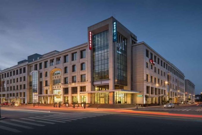 Mps conquista Mediobanca: il 62% del capitale ora è a Siena